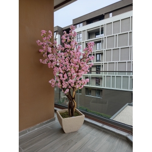 Premium Yapay Sakura Ağacı Detay Fotoğrafı