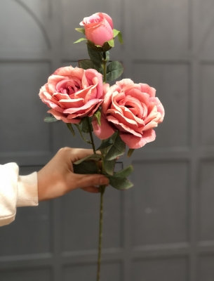 Pembe Uzun  Saplı Üçlü Gül Demeti