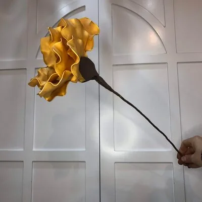 B&uuml;y&uuml;k Zambak &Ccedil;i&ccedil;eği -  Gold K&ouml;p&uuml;k &Ccedil;i&ccedil;ek - Yapay &Ccedil;i&ccedil;ek