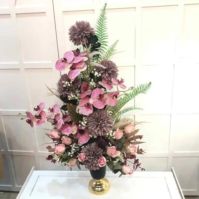 Pembe S&ouml;z Nişan &Ccedil;i&ccedil;eği