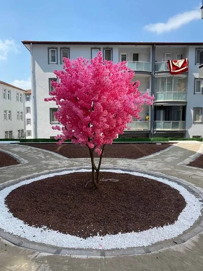 B&uuml;y&uuml;k Boyutlu Yapay Sakura Ağacı Detay Fotoğrafı