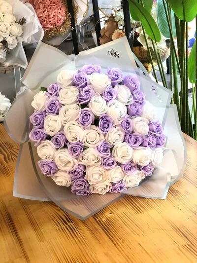Mor Renk İsteme &Ccedil;i&ccedil;eği