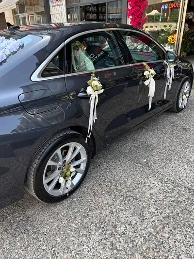 Butik D&uuml;ğ&uuml;n Arabası
