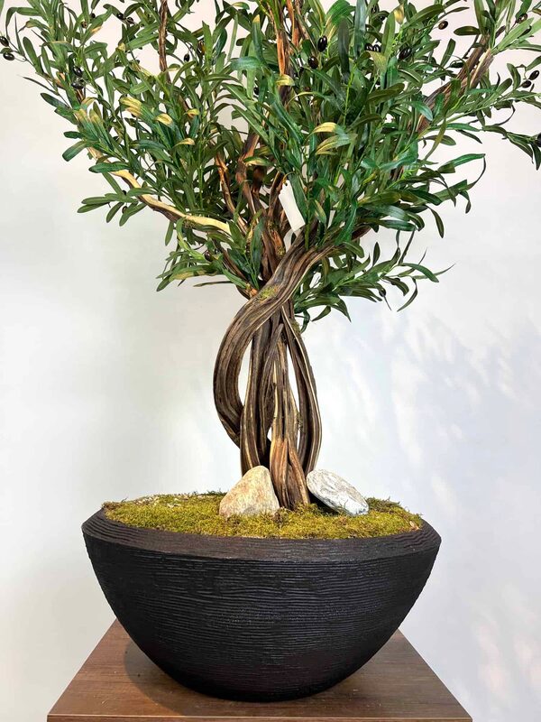 Siyah Saksılı Premium Yapay Zeytin Ağacı gövde görünümü