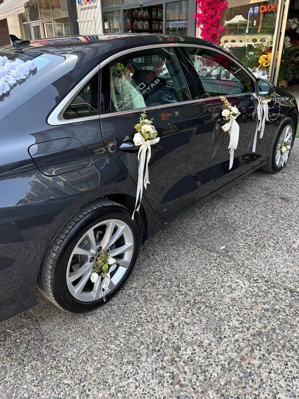 Butik D&uuml;ğ&uuml;n Arabası