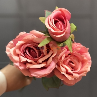 Pembe Uzun  Saplı Üçlü Gül Demeti