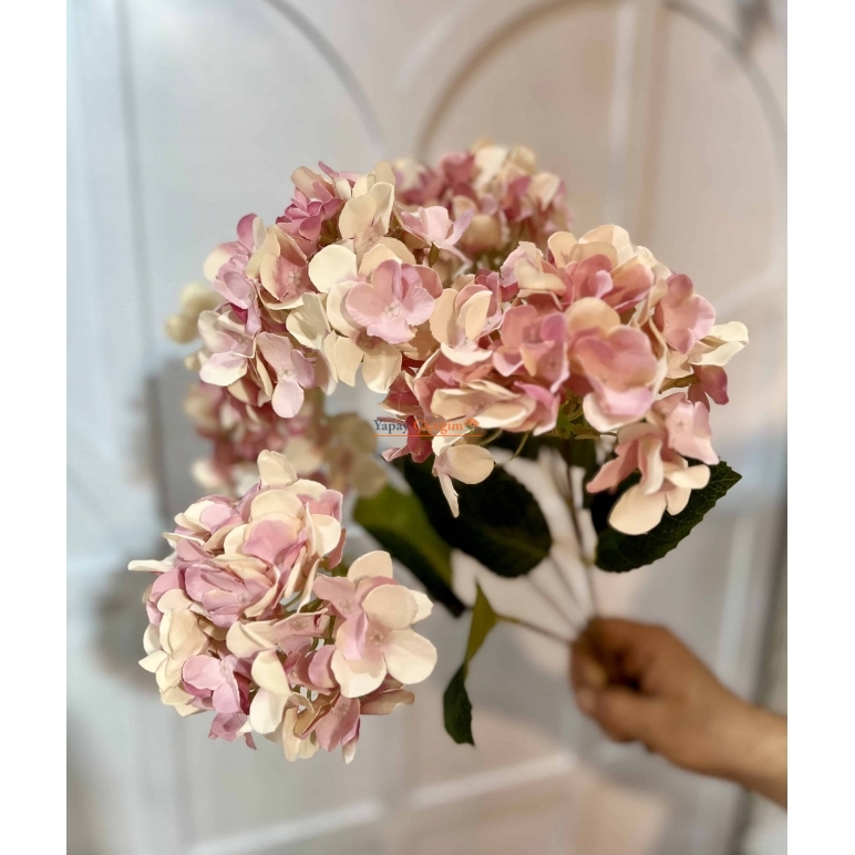 Pastel Yapay Ortanca Açık Pembe Çiçek Demeti